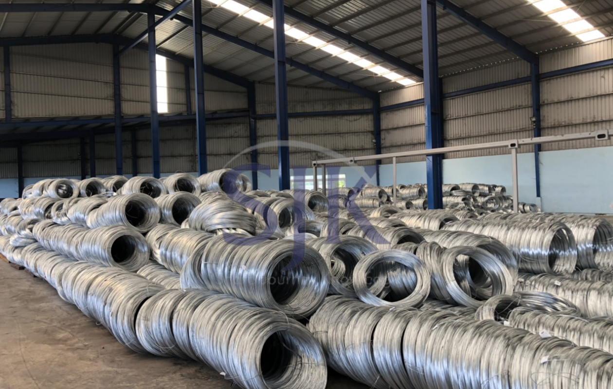 Ứng Dụng Và Ưu Điểm Của Kẽm Trắng Trong Công Nghiệp & Xây Dựng
