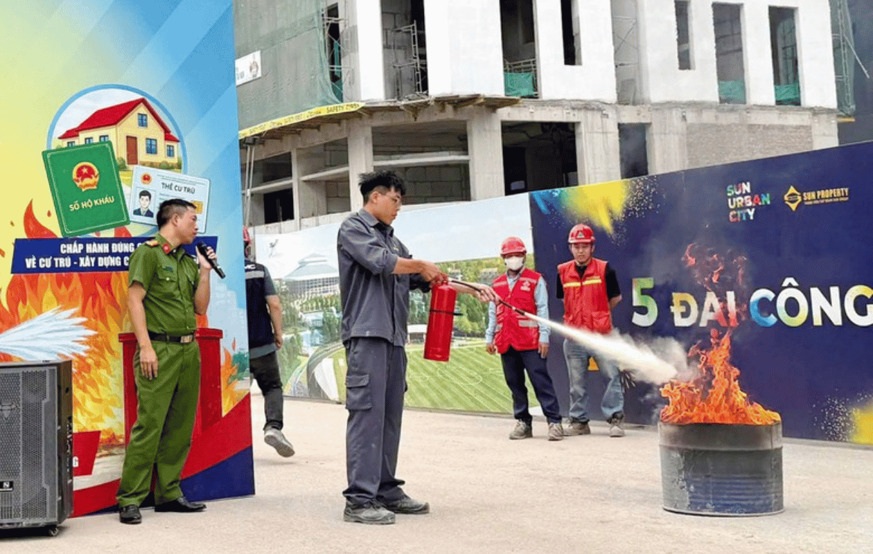 Doanh nghiệp ngành Xây dựng tăng tiến độ phải bảo đảm an toàn vệ sinh lao động