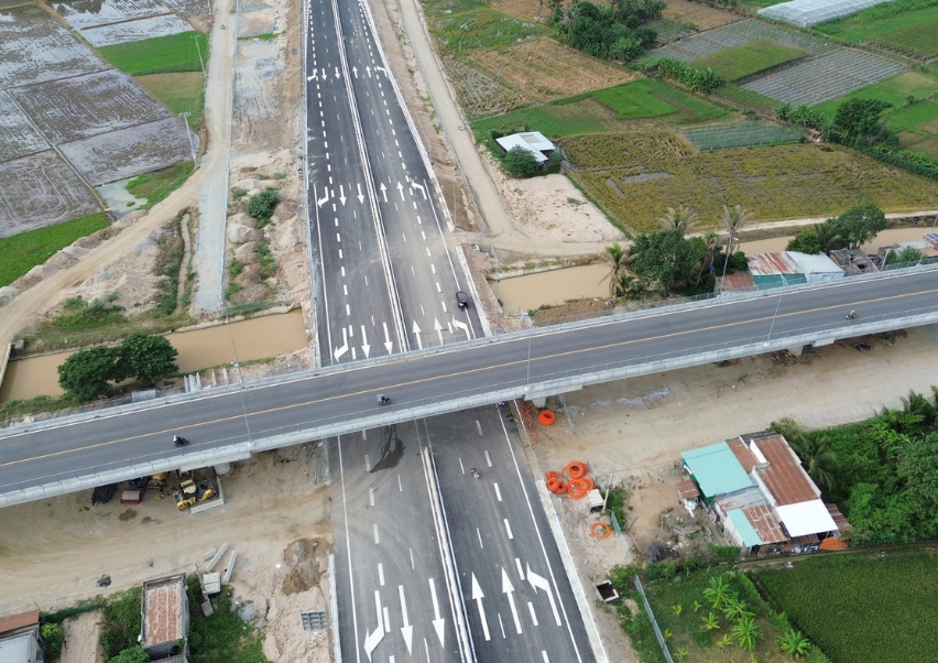    CAO TỐC BẮC NAM CAM LÂM - VĨNH HÃO