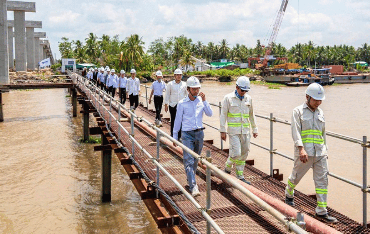 Từ giảng đường đến công trường: Sinh viên xây dựng tự tin bắt nhịp việc làm