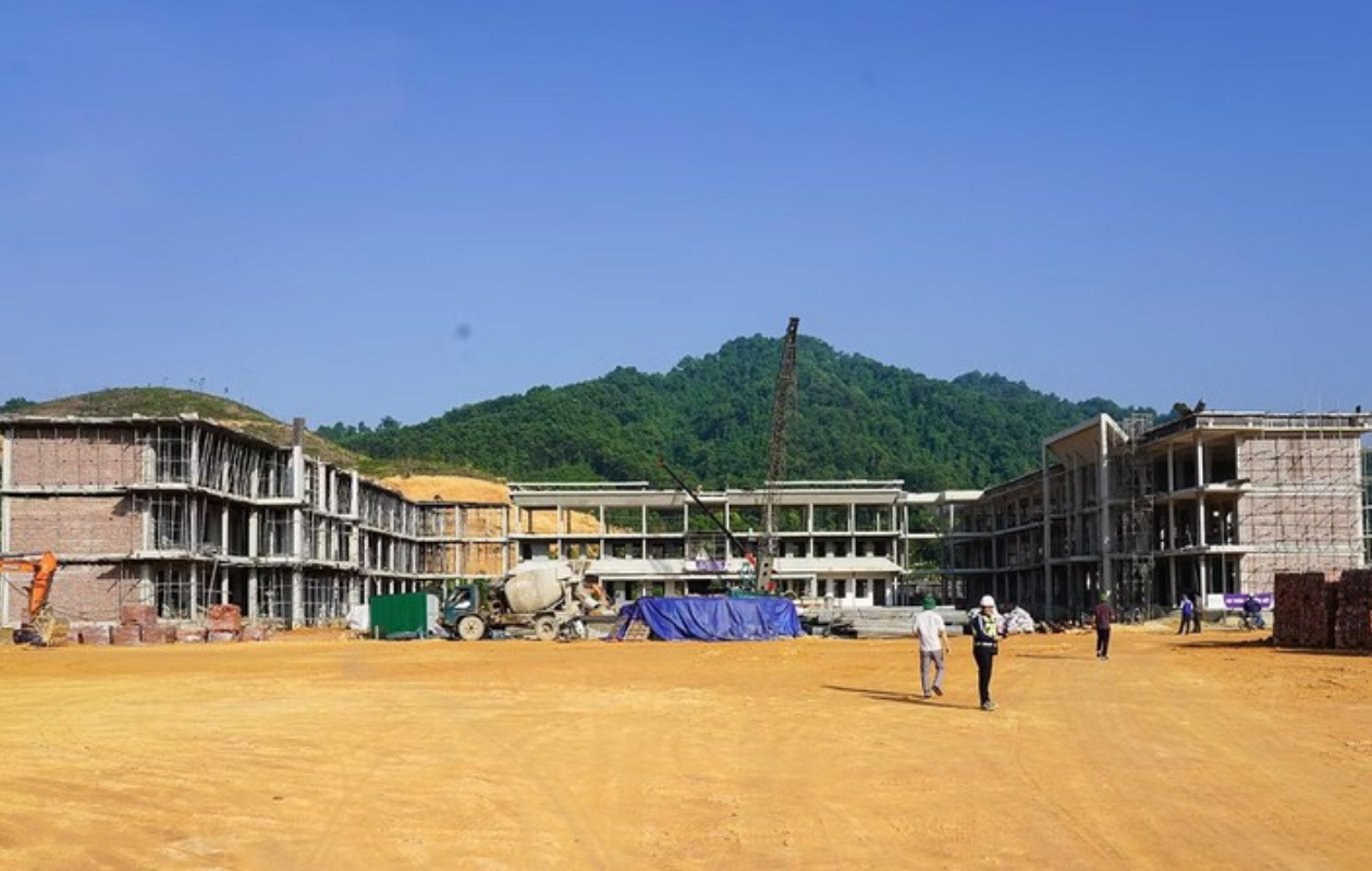 Hà Tĩnh quyết liệt bình ổn giá vật liệu xây dựng, tăng tốc giải ngân đầu tư công