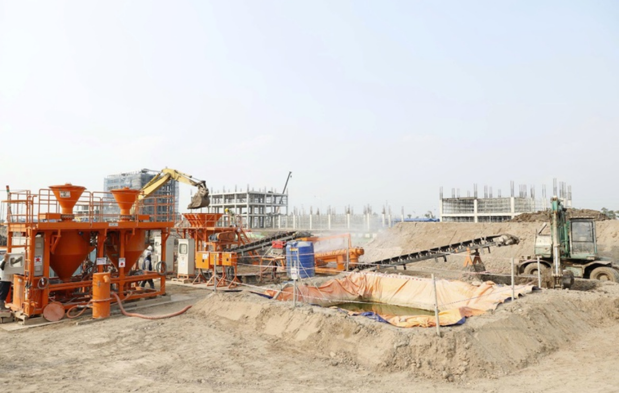 Tái sử dụng bùn nạo vét thành nguồn vật liệu xây dựng và san lấp