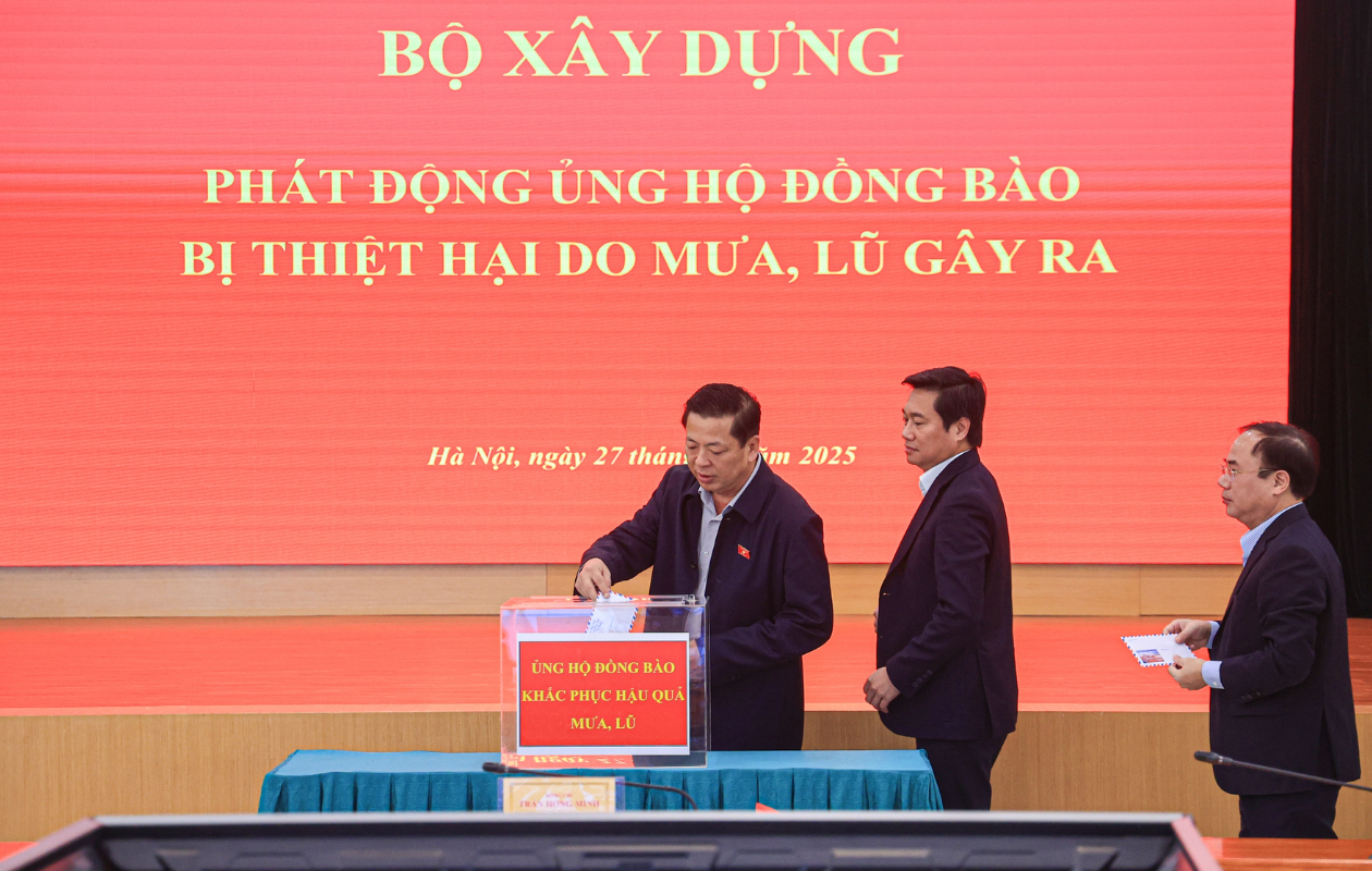 Bộ trưởng Trần Hồng Minh phát động ủng hộ đồng bào bị thiệt hại do mưa lũ miền Trung