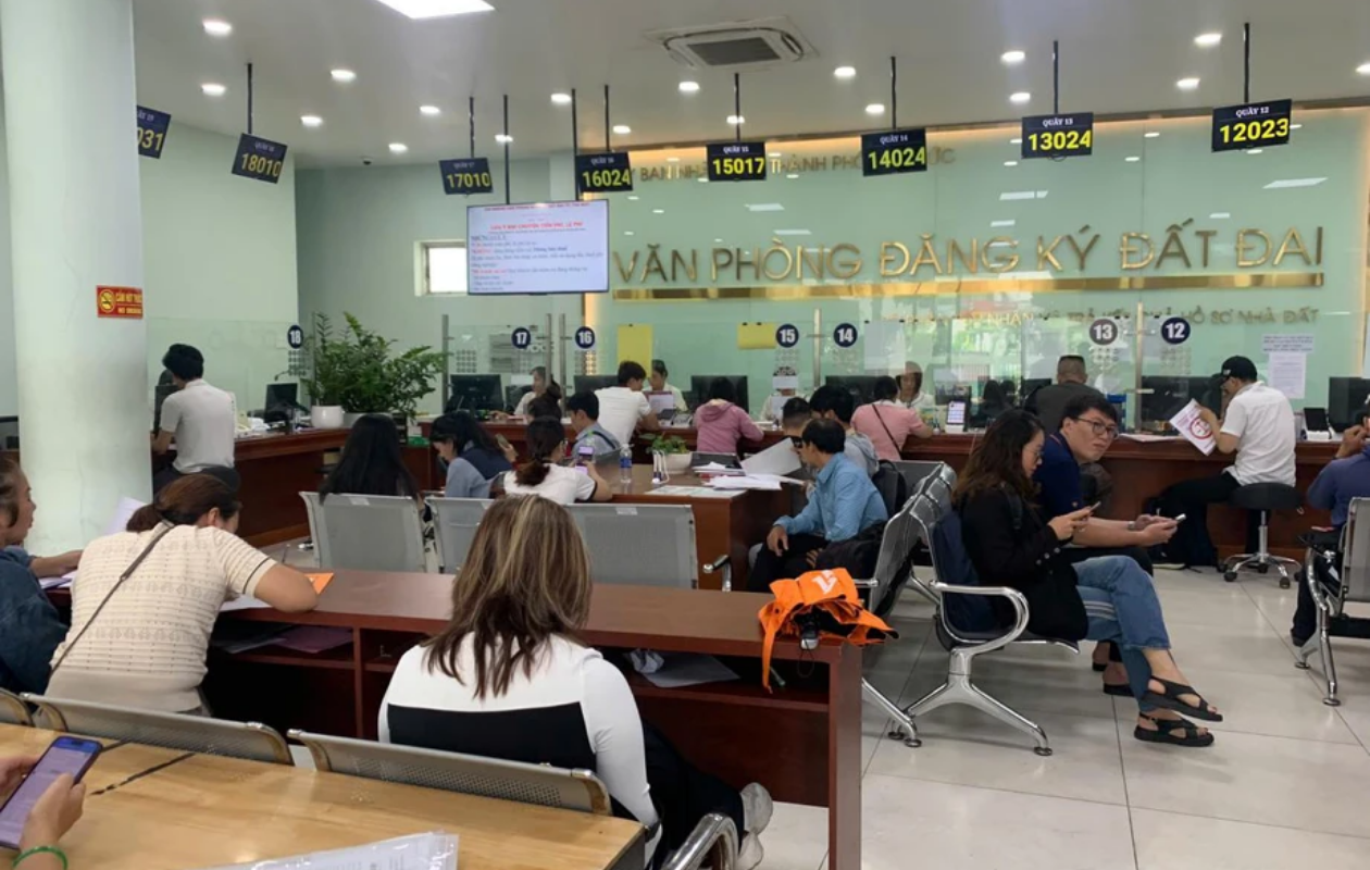 TP.HCM hướng dẫn triển khai thủ tục đất đai cấp xã sau sáp nhập hành chính